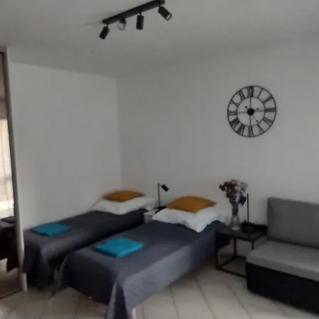 בית אירוח Dolina 21 *